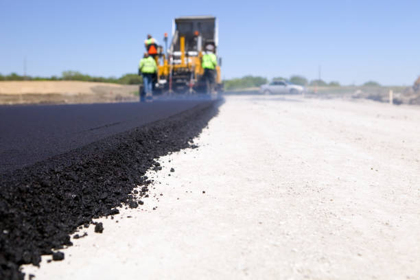 Best Local Driveway Pavers  in Loogootee, IN