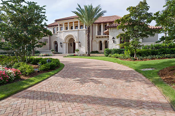 Best Driveway Paving Near Me  in Loogootee, IN